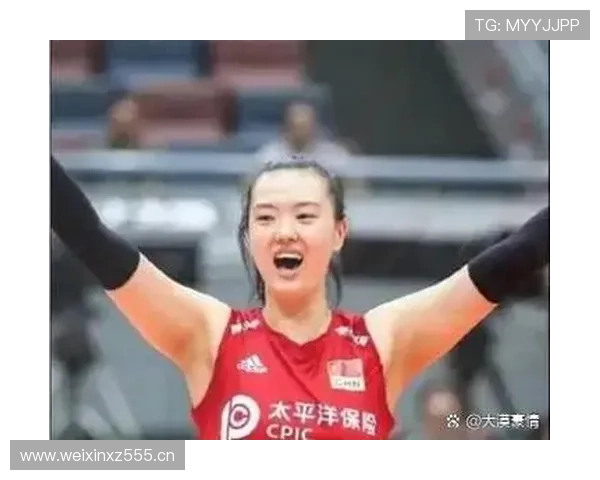 张常宁竟然私底下那么宠猫，家比明星还豪华？