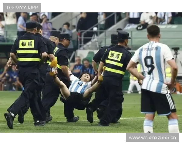 梅西穿的鞋一年值普通人房租，这生活谁扛得住啊？