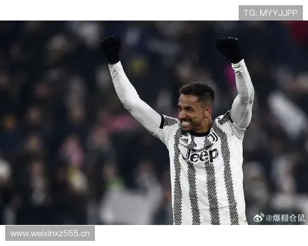 达尼洛本赛季多位置稳健表现解析