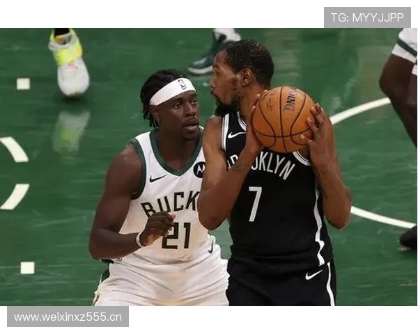 杜兰特家的厨房比我家还小，但他一顿饭花我半年工资